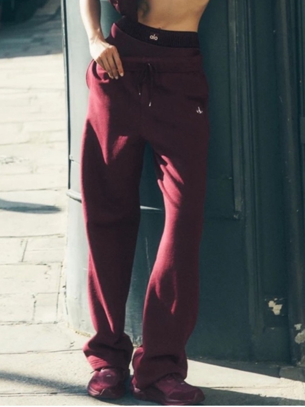 Alo Accolade Burgundy Straight Leg Sweatpants